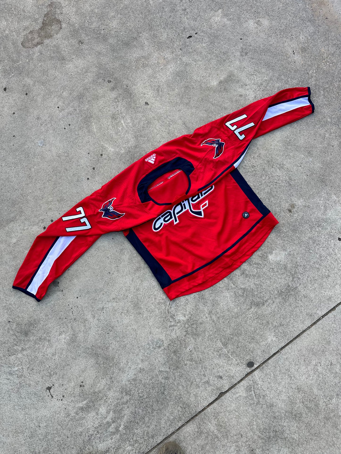 Washington Capitals TJ Oshie Authentic Adidas NHL Hockey Jersey Men’s