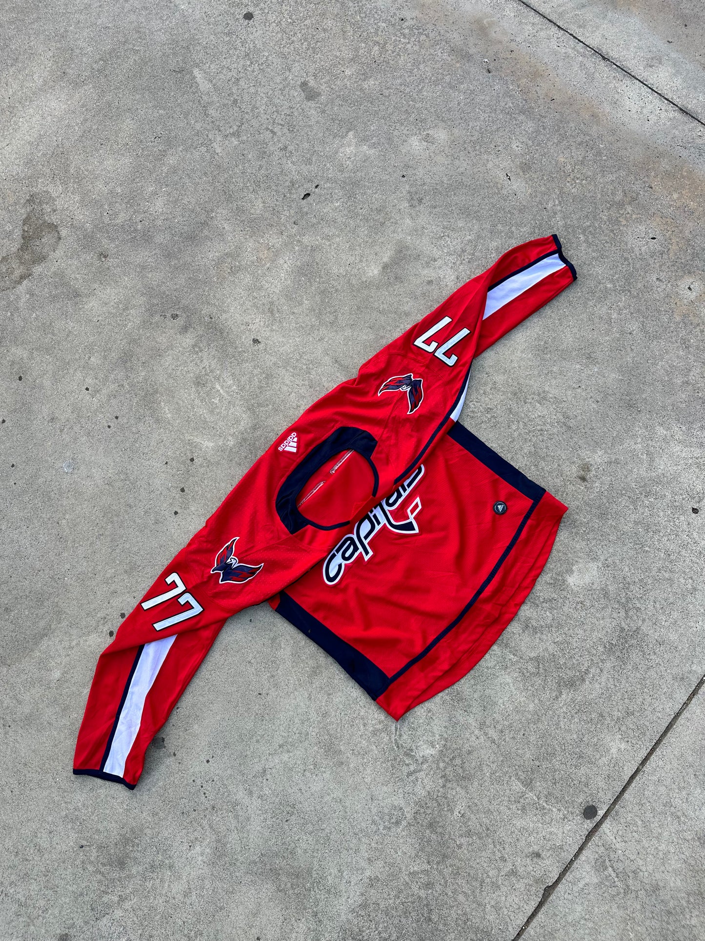 Washington Capitals TJ Oshie Authentic Adidas NHL Hockey Jersey Men’s