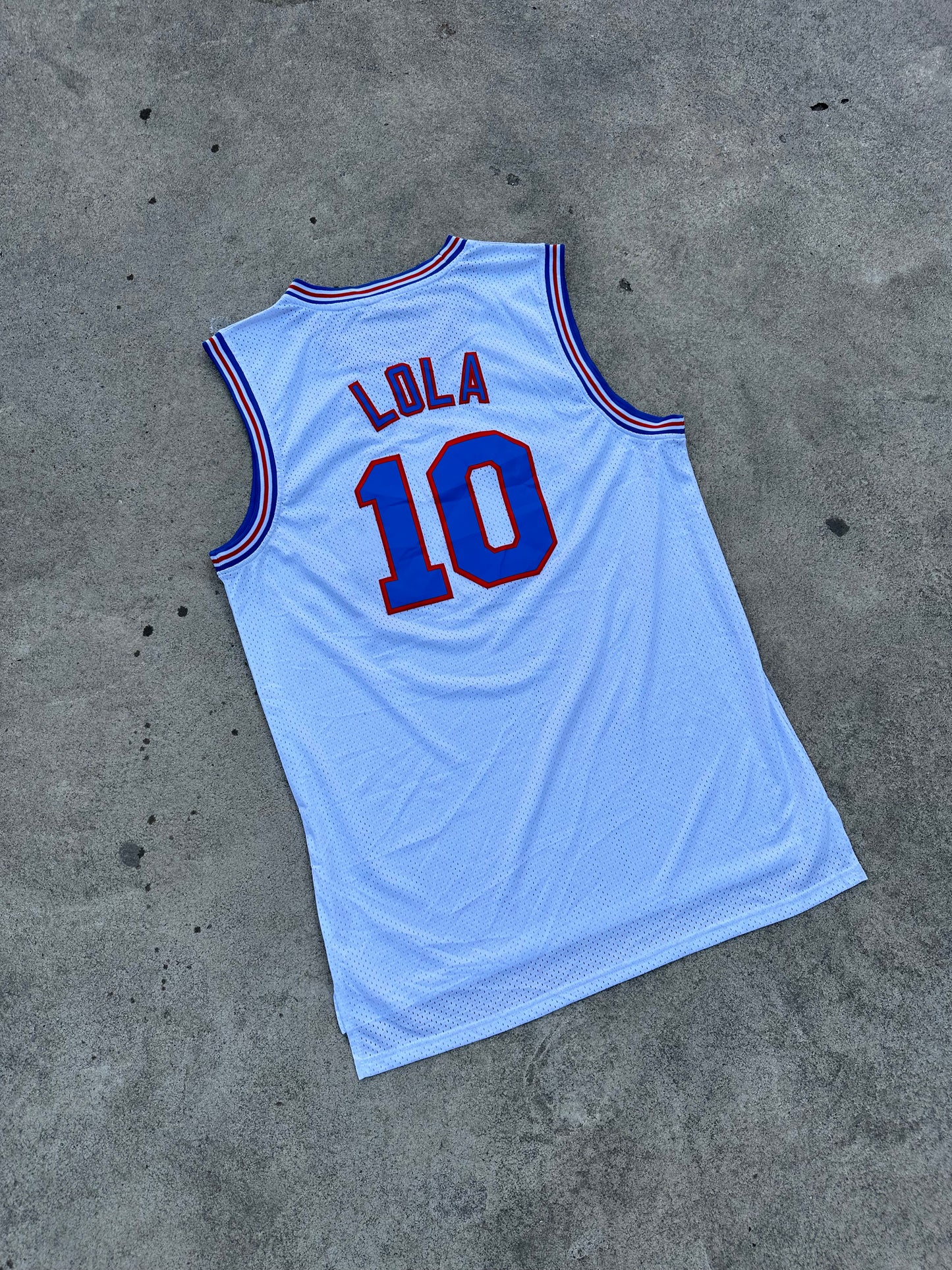 Tune squad lola jersey