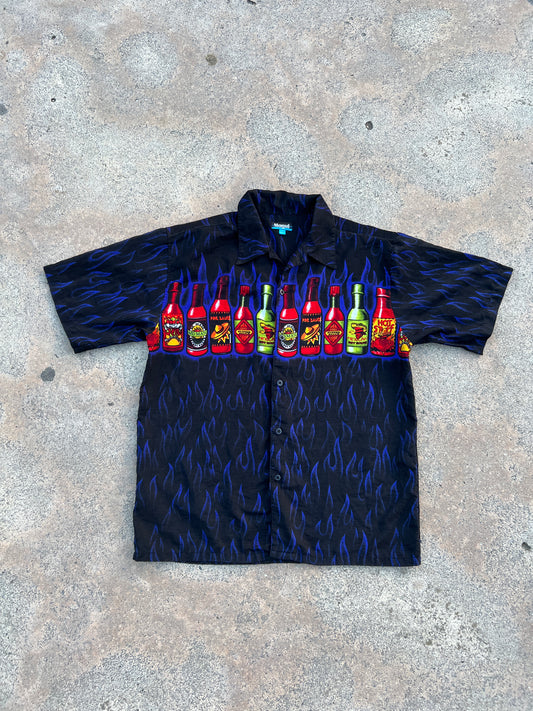 Camisa Vintage MOGUL Años 90/2000 Estampado Botellas de Salsa Picante y Llamas Azules - Talla L
