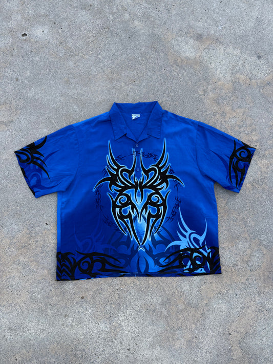 Camisa Vintage NO BOUNDARIES™ Años 2000 Azul Rey Estampado Tribal Abstracto - Talla 3X-LARGE