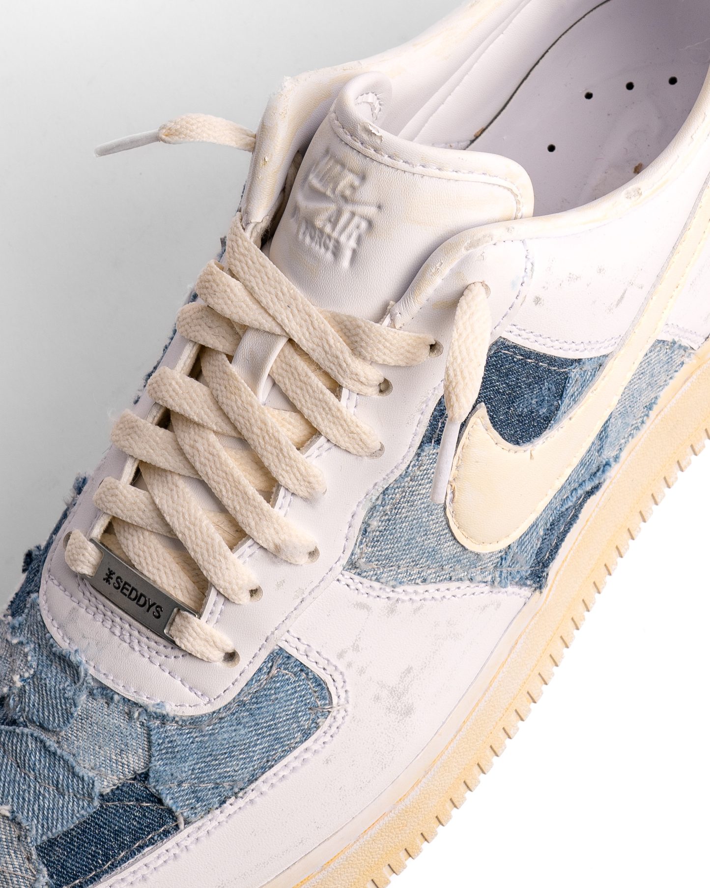 Nike Air Force 1 Custom "Jeans Cream" - Hombre